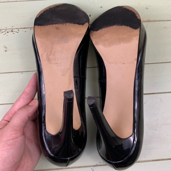 Marc Fisher black patent peeptoe platform stiletto heels - Picture 7 of 9